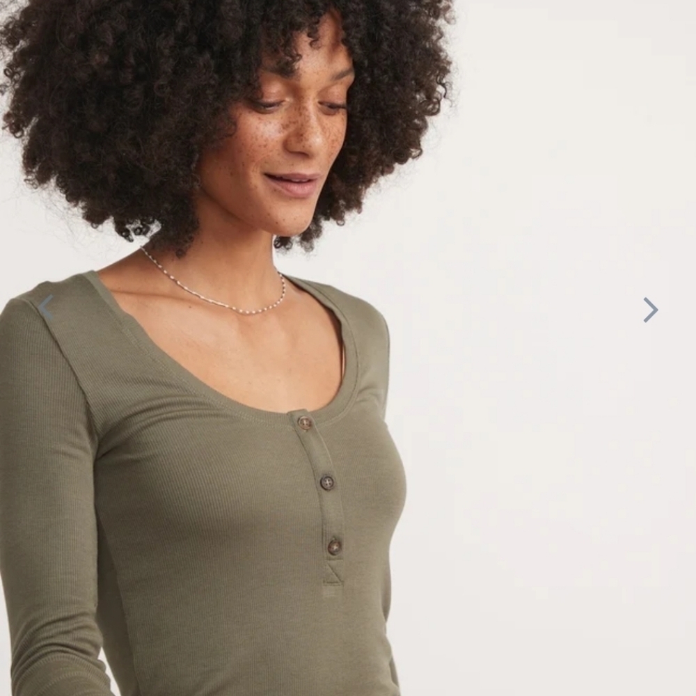 Marine Layer Lexi Ribbed Henley Olive - Picture 3 of 4